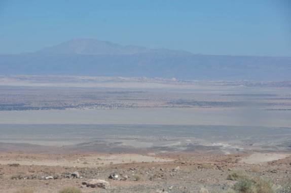 A primeira visão do deserto do Atacama, 2 mil metros abaixo de nós, no Chile